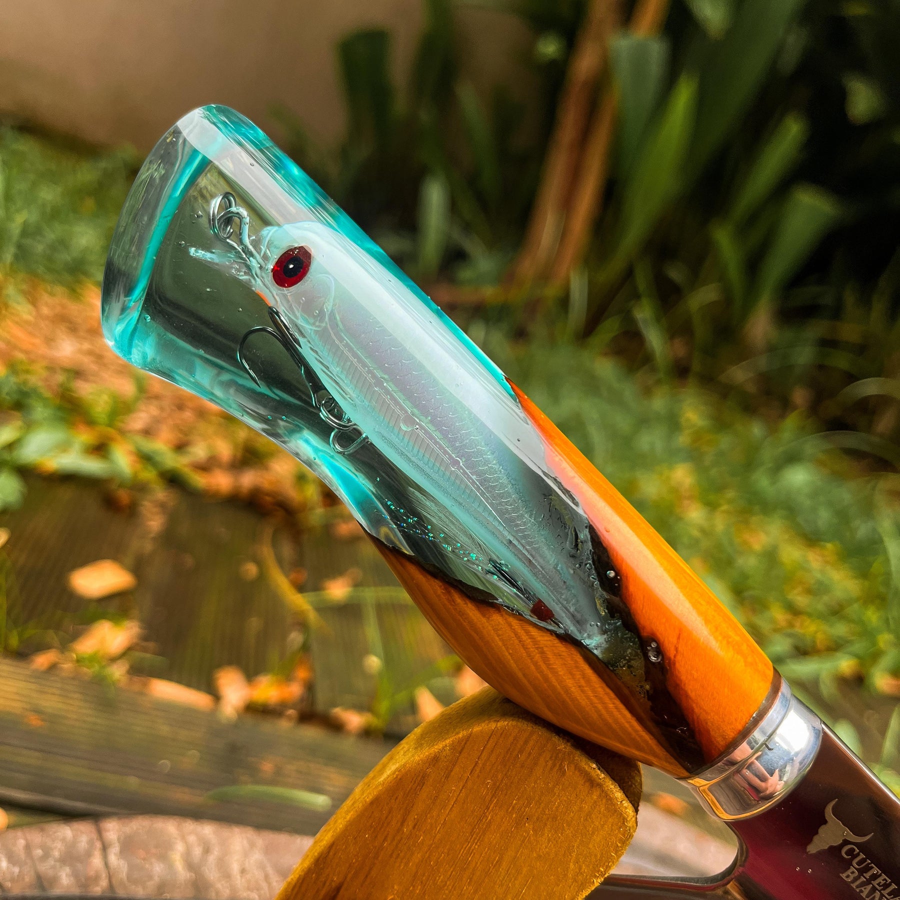 Faca Artesanal Pescador Premium + Estojo em Couro